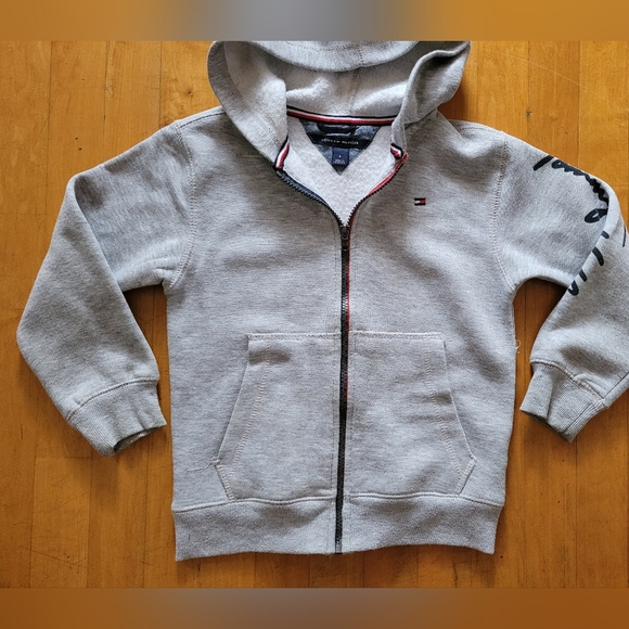 TOMMY HILFIGER HOODIE SWEATSHIRT Youth Boy's Size Small (6-7) - Picture 9 of 11